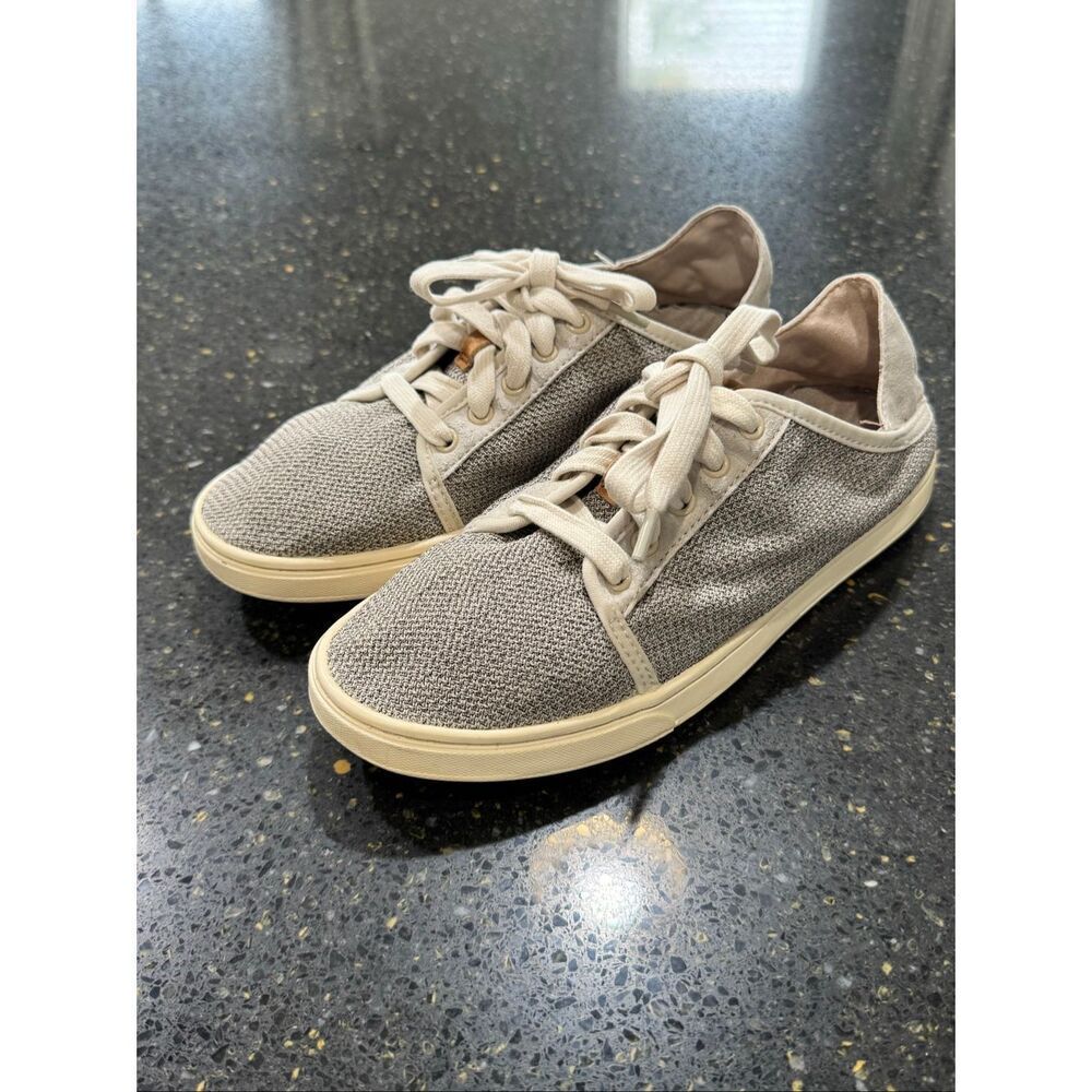 Olukai Pehuea Li sneakers.